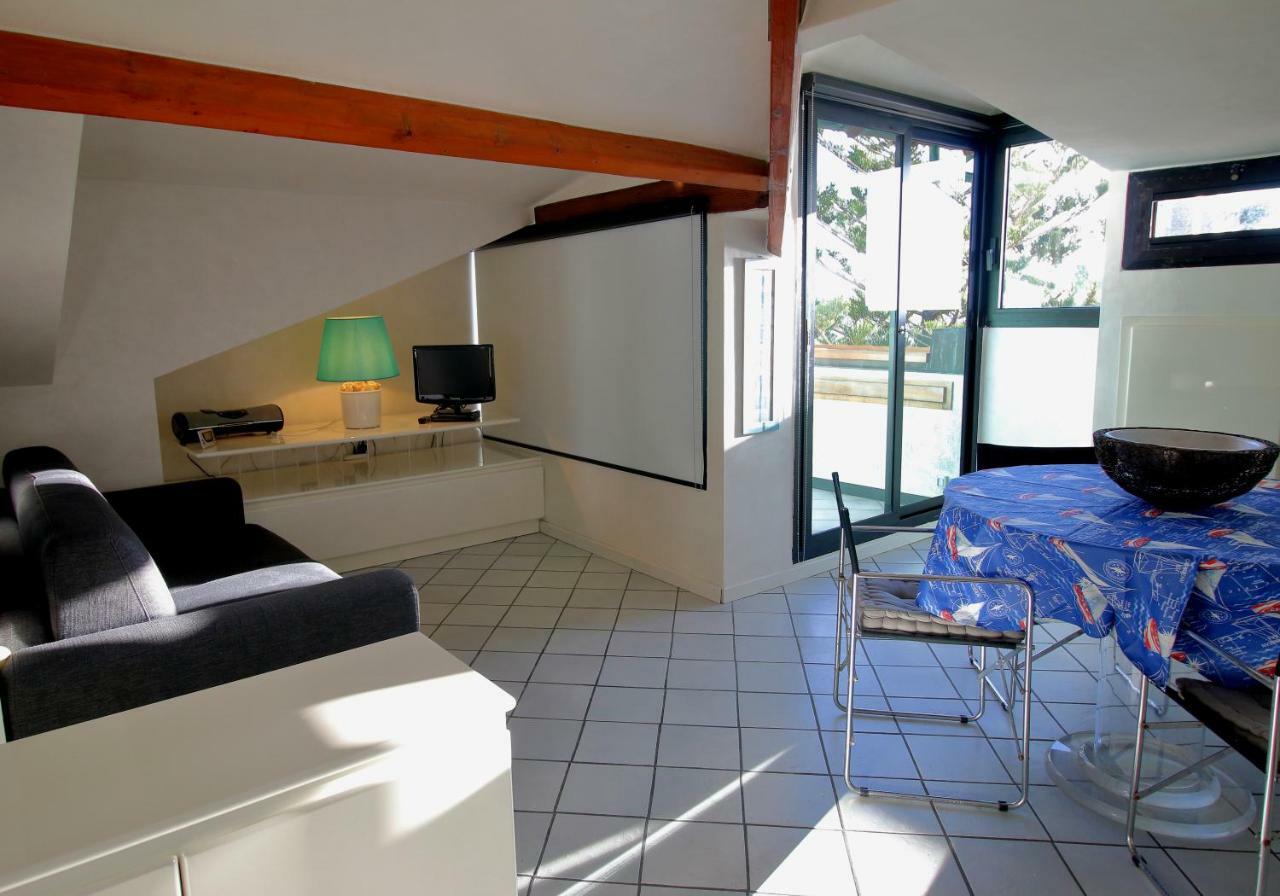 Appartement Mansarda Luminosa In Centro Sul Mare - Attic By Sea à San Remo Extérieur photo