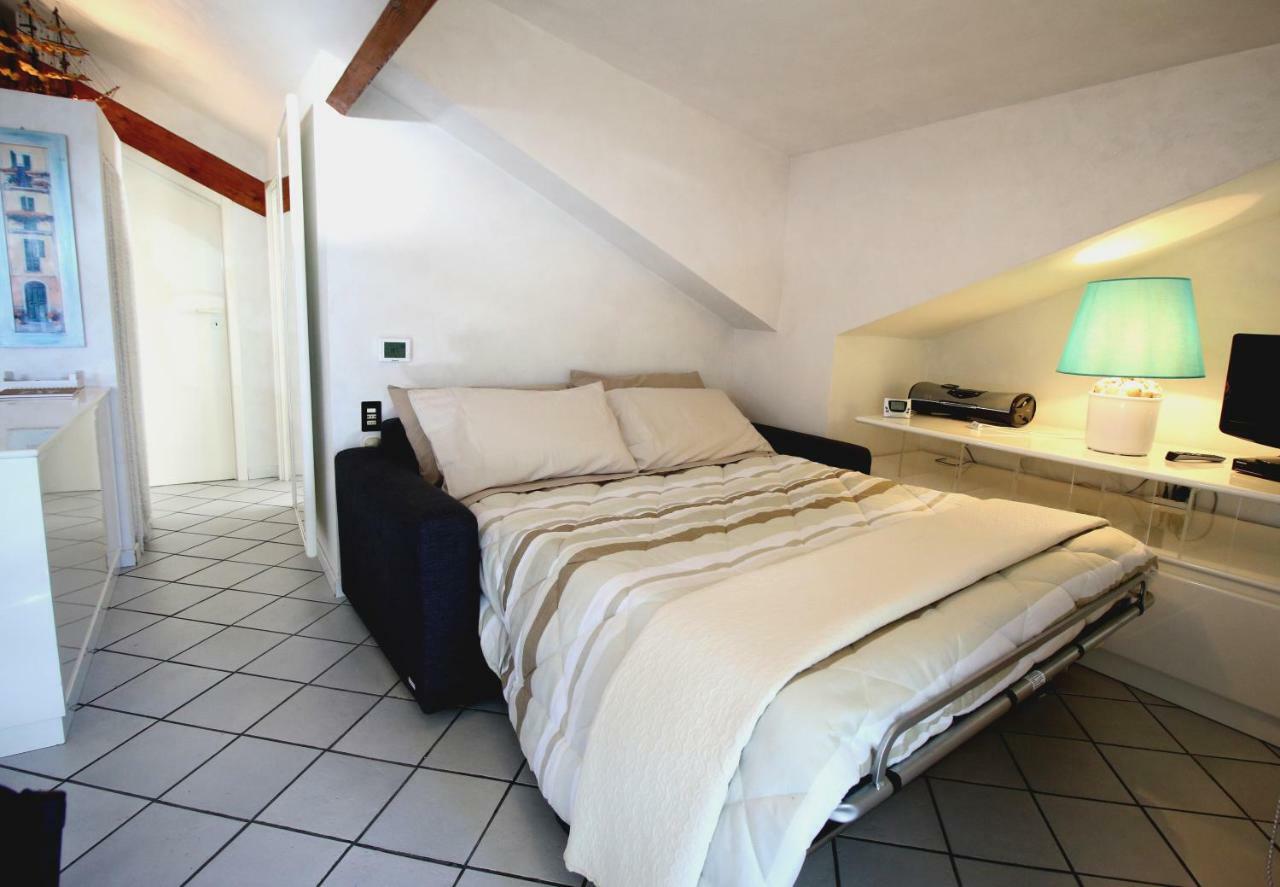 Appartement Mansarda Luminosa In Centro Sul Mare - Attic By Sea à San Remo Extérieur photo